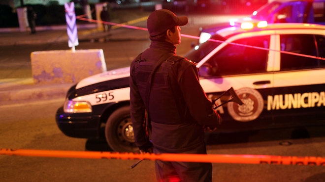 Jaurez Cops.jpg